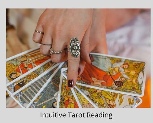 intuitive tarot reading